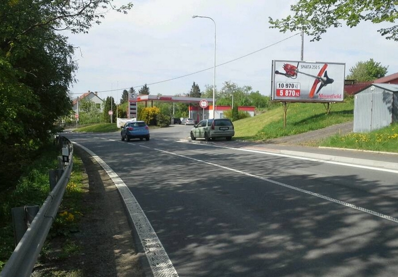 1521004 Billboard, Lezník (II/360-čerp.st.PLUS OIL     )