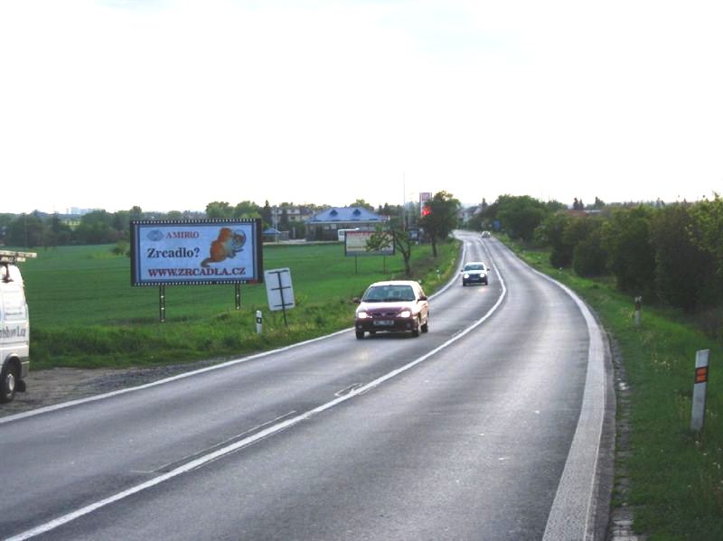 101113 Billboard, Praha 9 - Běchovice (Českobrodská - hlavní spojka mezi Újezdem a Běchovicemi)