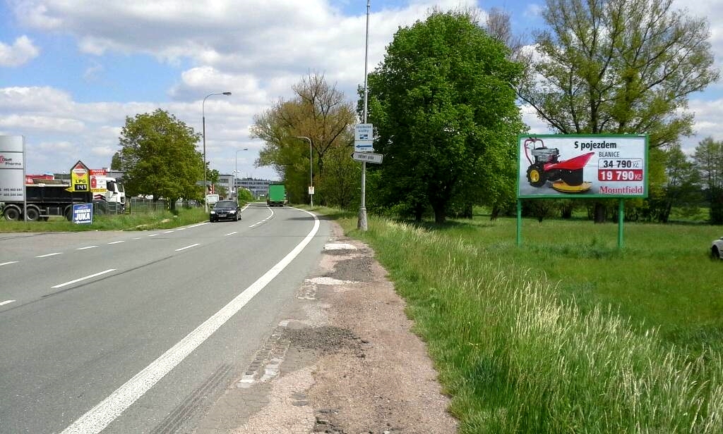 1541049 Billboard, Hradec Králové (Bratří Štefanů  )