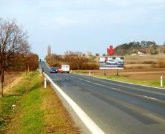 181013 Billboard, Poděbrady - přejezd (sil. II/611)