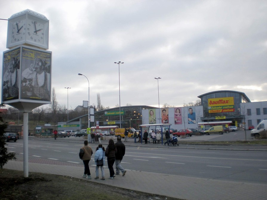 132009 Citylight, Kladno (Unhošťská ulice)