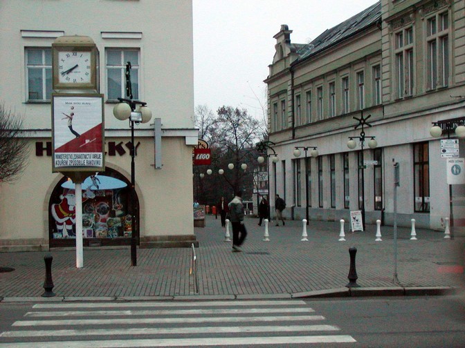 182008 Citylight, Poděbrady (náměstí Jiřího z Poděbrad)