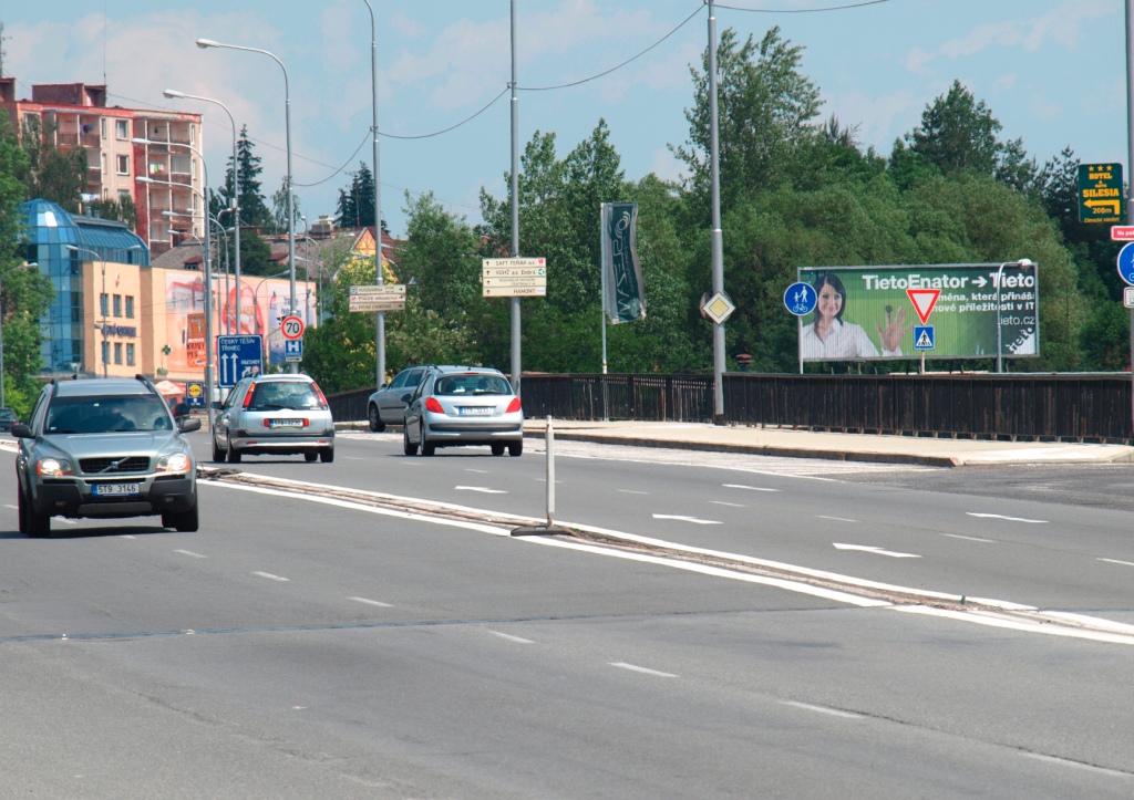 833006 Bigboard, Frýdek-Místek (ul. Hlavní, E462)