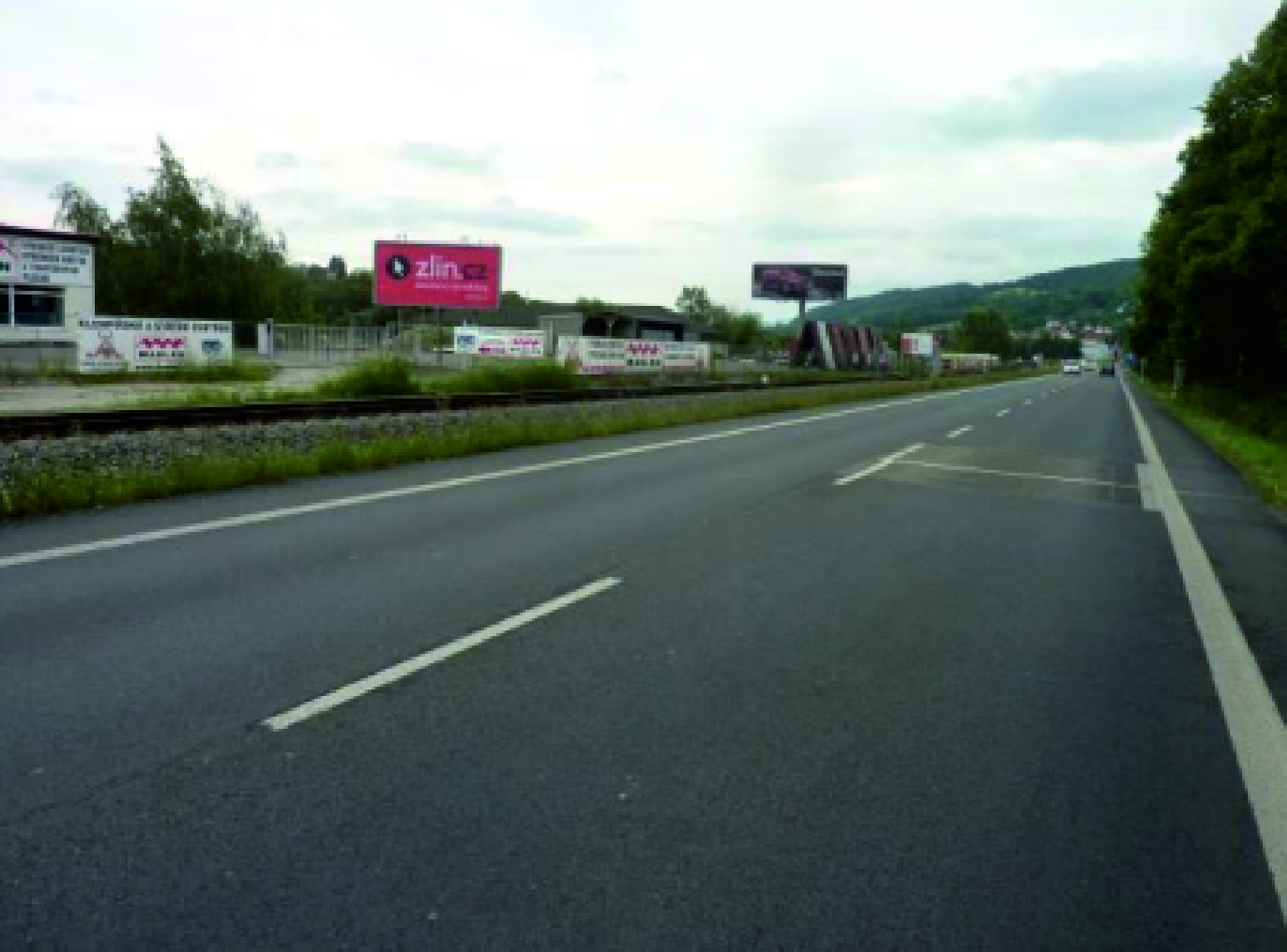 1111077 Billboard, Zlín (u hlavní ulice Vizovická výjezd z centra Zlína-  směr Vizovice Příluky)