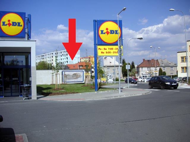 781051 Billboard, Olomouc (Lazecká; LIDL, VZP, Finanční úřad  )
