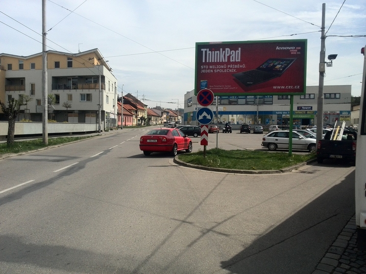 1261036 Billboard, České Budějovice (Suchovrbenské nám.     )