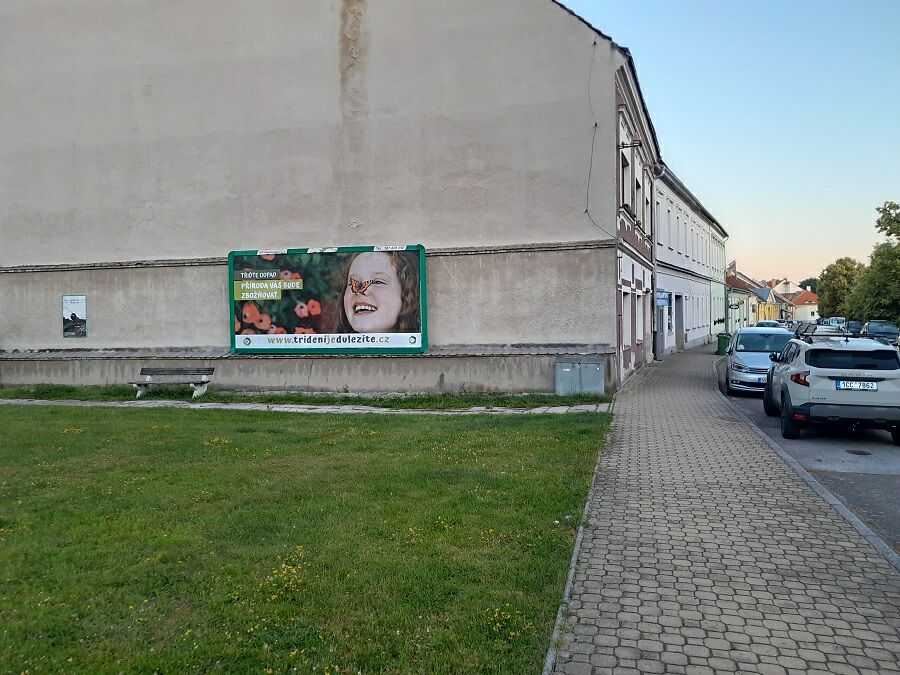 1511007 Billboard, Stráž nad Nežárkou (E 551 )