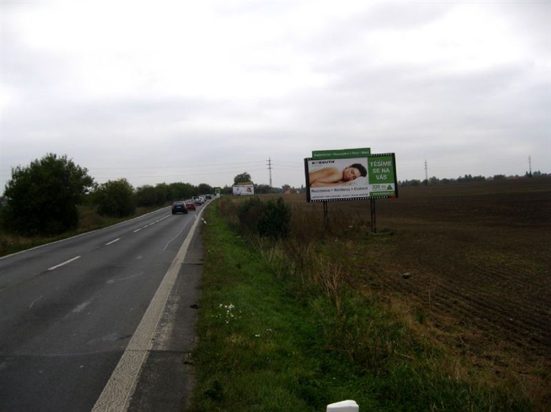 101127 Billboard, Praha 9 - Běchovice (Českobrodská - hlavní spojka mezi Újezdem a Běchovicemi)