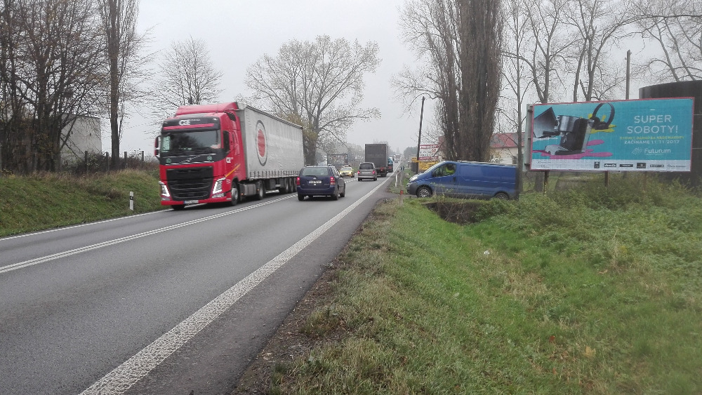 511070 Billboard, Hradec Králové (I/33, Plotiště)